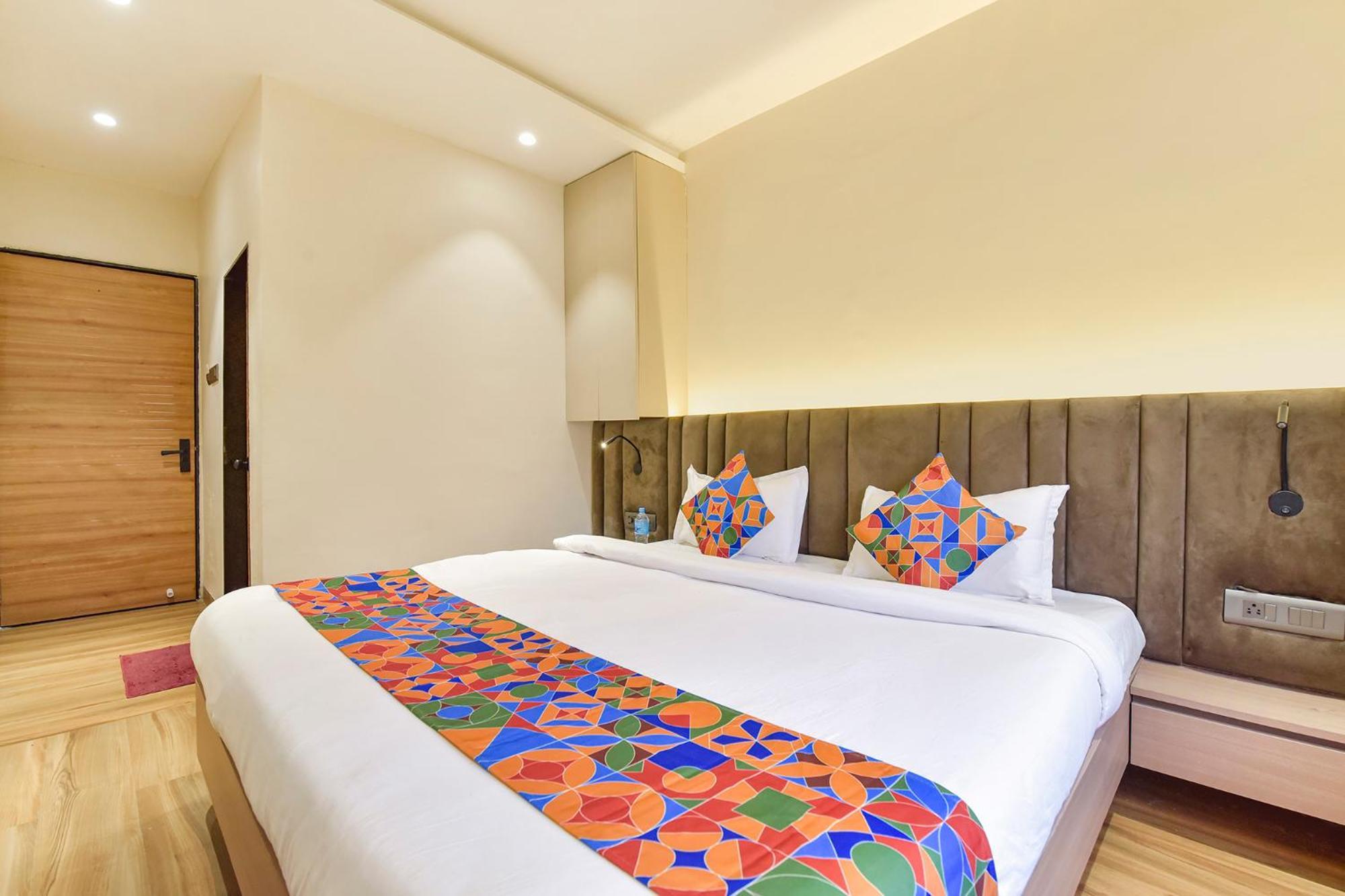 Fabhotel Kesar Indore Exterior photo